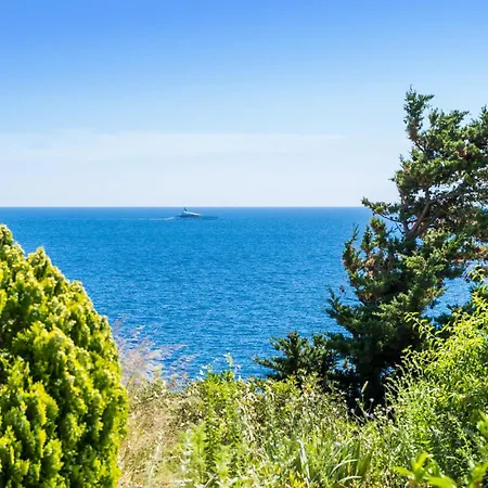 Cozy In With House Sea View
