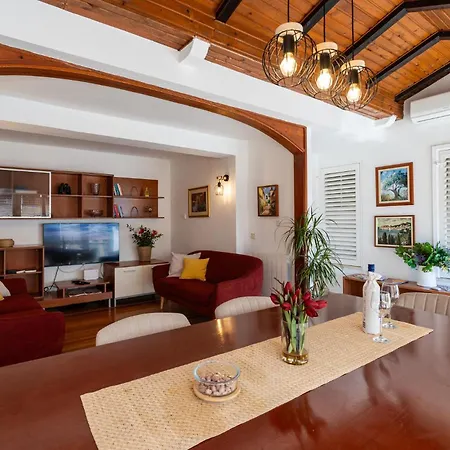 Cozy In With House Sea View Dubrovnik