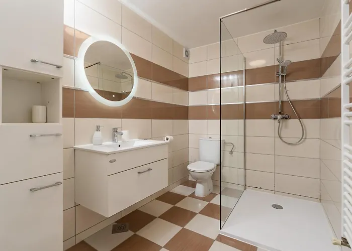 Apartment 38